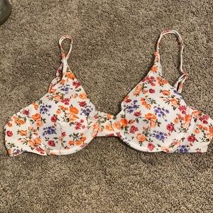 Floral shein bikini top